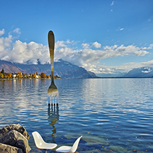 Panoramic view of Lake Geneva and Alps, canton of Vaud, Switzerland