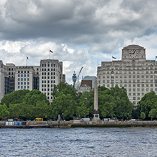 LONDON, ENGLAND - JUNE 15 2016: Amazing Panorama of Thames river and City of London, Great Britain