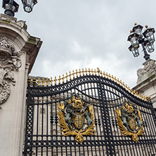 LONDON, ENGLAND - JUNE 17 2016: Entrance of Buckingham Palace London, England, Great Britain