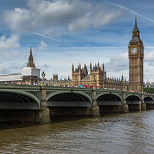LONDON, ENGLAND - JUNE 19 2016: Cityscape of Westminster Palace, Thames River and Big Ben, London, England, United Kingdom