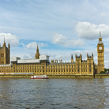 LONDON, ENGLAND - JUNE 19 2016: Cityscape of Westminster Palace, Big Ben and Thames River, London, England, United Kingdom