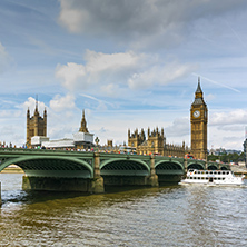 LONDON, ENGLAND - JUNE 19 2016: Cityscape of Westminster Palace, Big Ben and Thames River, London, England, United Kingdom